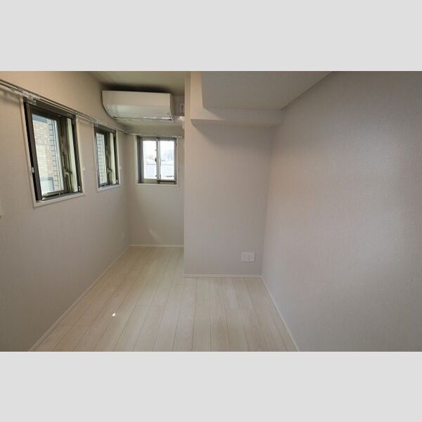 その他 (洋室5.3帖⓶)