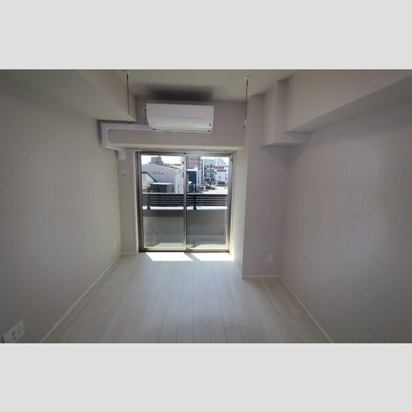 その他 (洋室6.8帖⓶)