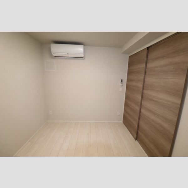 その他 (洋室5.2帖⓷)