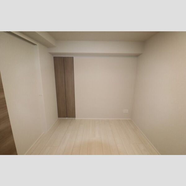 その他 (洋室5.2帖⓶)