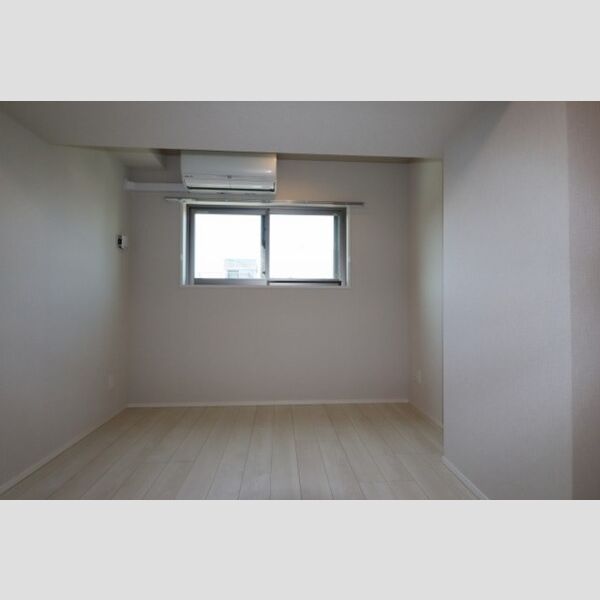 その他 (洋室7.2帖⓶)