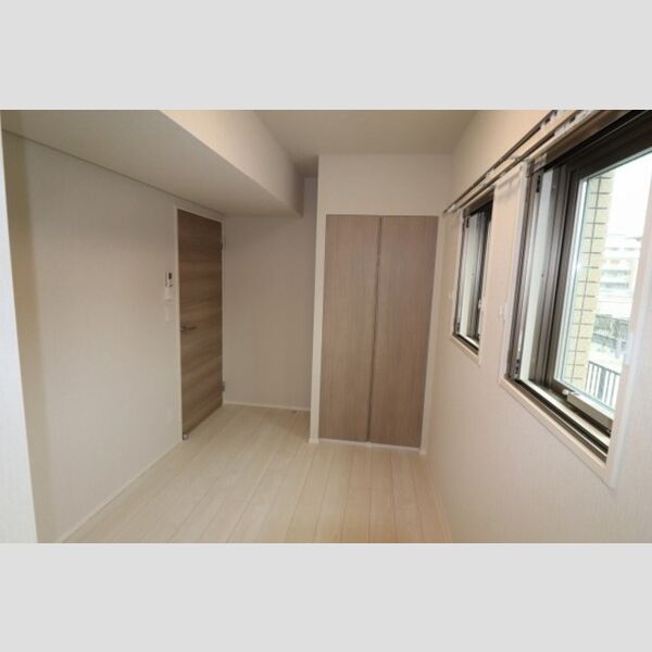 その他 (洋室5.3帖⓷)