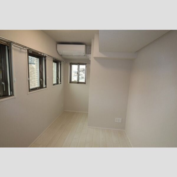 その他 (洋室5.3帖⓶)