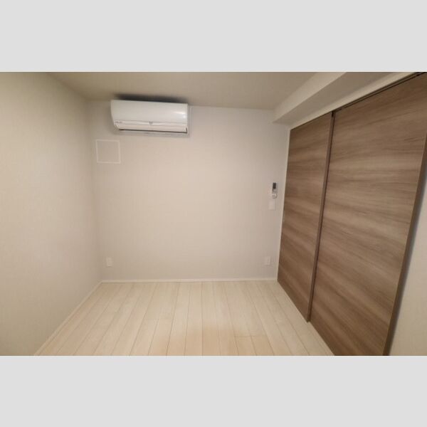 その他 (洋室5.2帖⓷)