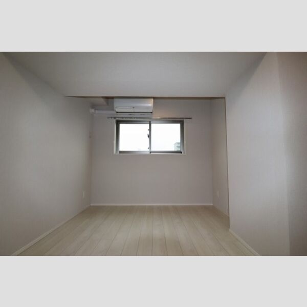 その他 (洋室7.2帖⓶)