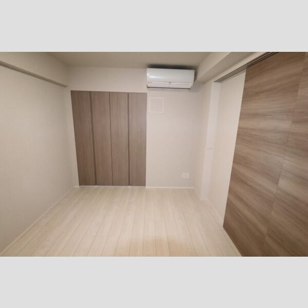 その他 (洋室6.1帖⓶)