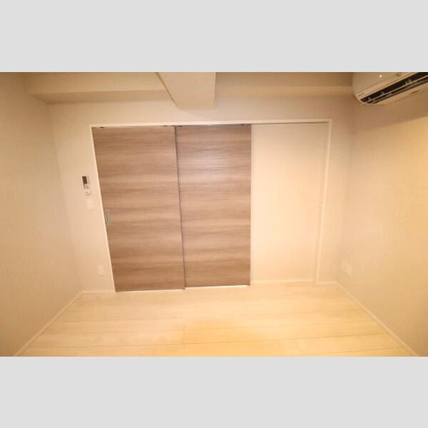 その他 (洋室5.7帖④)