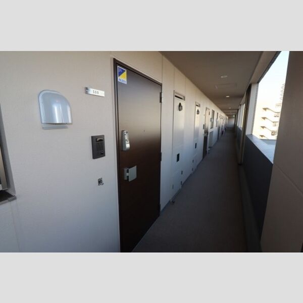 玄関 (玄関ドア)