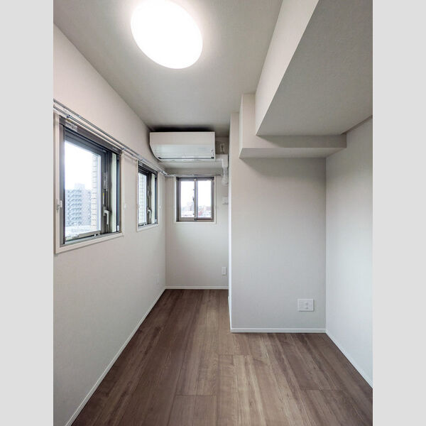 その他 (洋室5.3帖⓵)