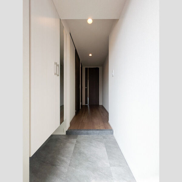 玄関 (玄関)