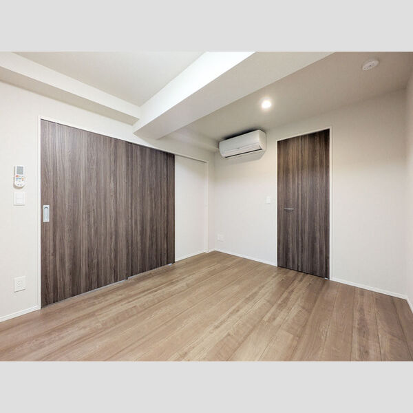 その他 (洋室5.7帖④)