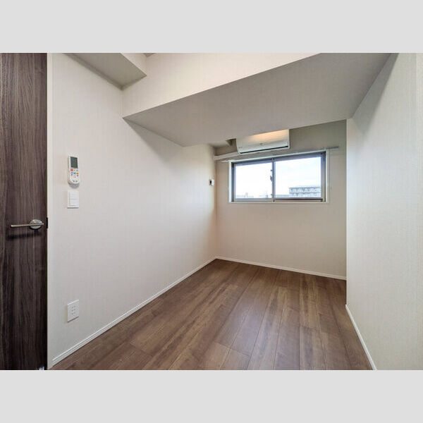 その他 (洋室5.4帖⓷)