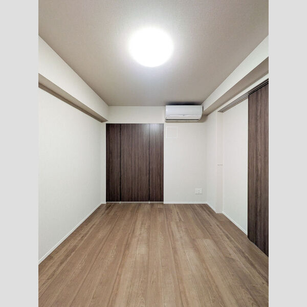 その他 (洋室6.1帖⓶)