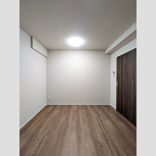 その他 (洋室5.7帖⓶)