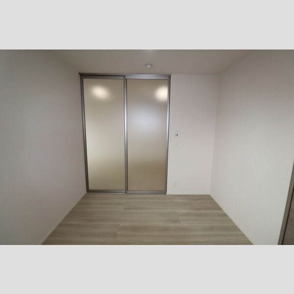その他 (洋室5.3帖⓷)