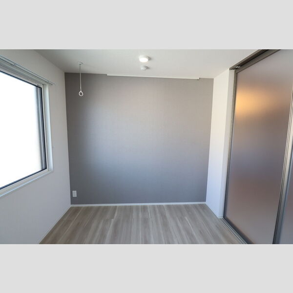 その他 (洋室5.3帖⓶バルコニー側)