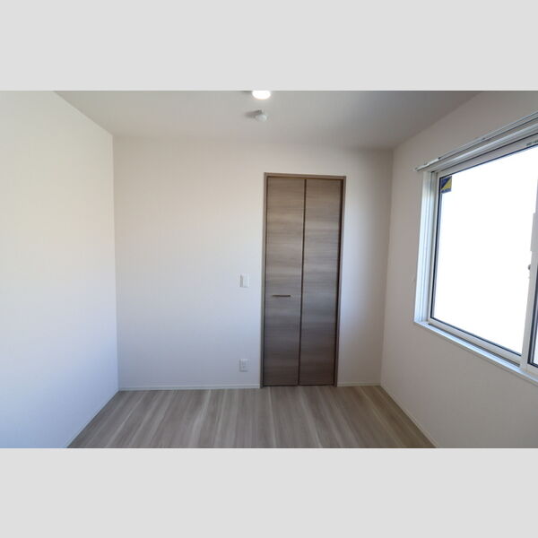 その他 (洋室5.3帖⓶)