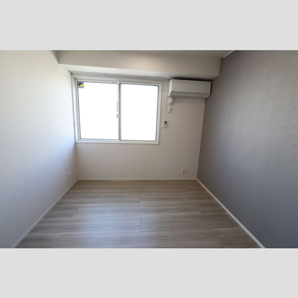 その他 (洋室6.1帖⓶)