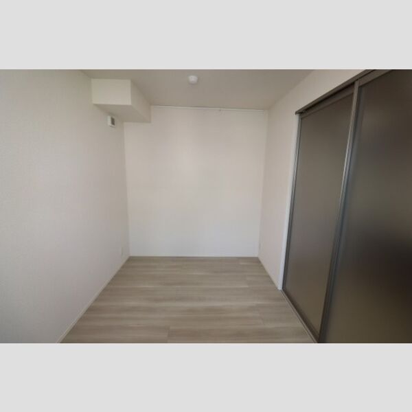 その他 (洋室④)