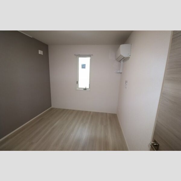 その他 (洋室5.3帖⓶)