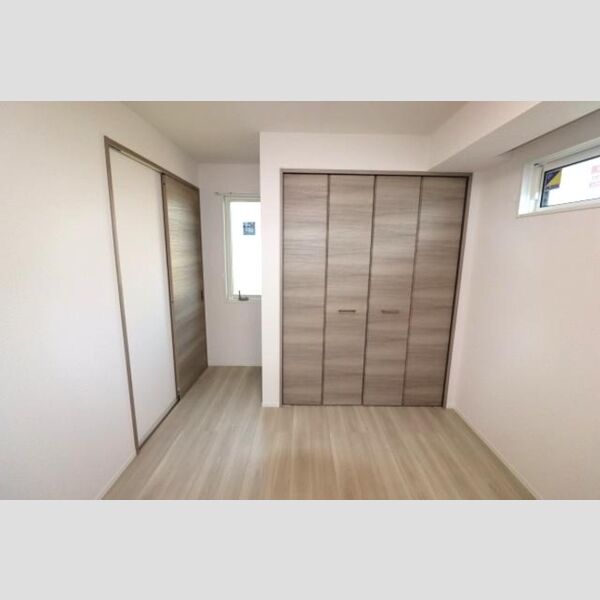 その他 (洋室5.8帖⓷)