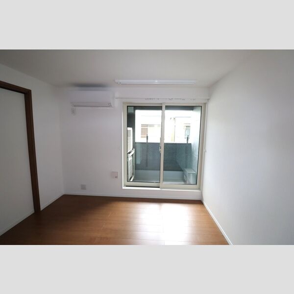 その他 (洋室5.9帖⓶)