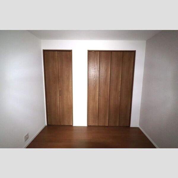 その他 (洋室5.3帖⓶)