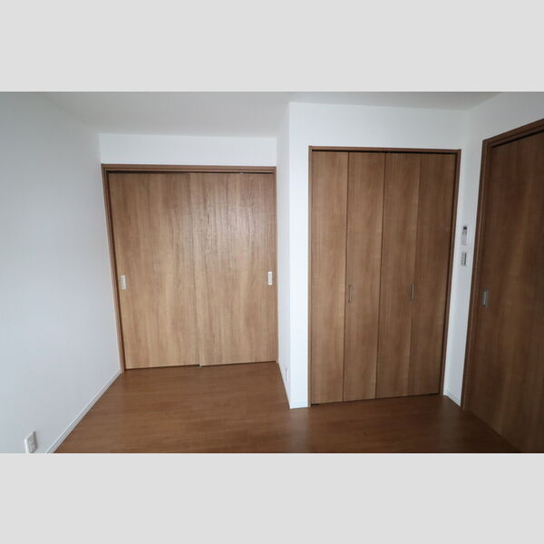 その他 (洋室5.9帖⓷)