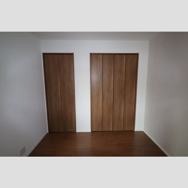 その他 (洋室5.3帖⓶)