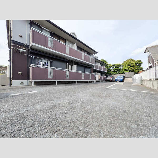 駐車場 (駐車場)