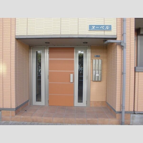 エントランス (エントランス)