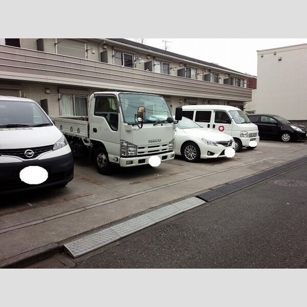 駐車場 (駐車場)