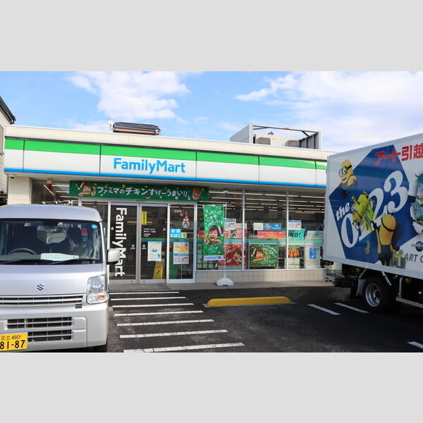 現地周辺 (ファミリーマート東水元二丁目店(約267m))