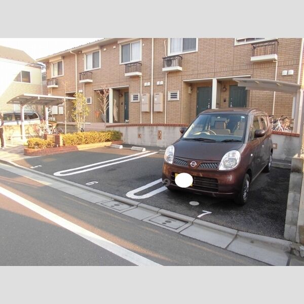 駐車場 (駐車場)