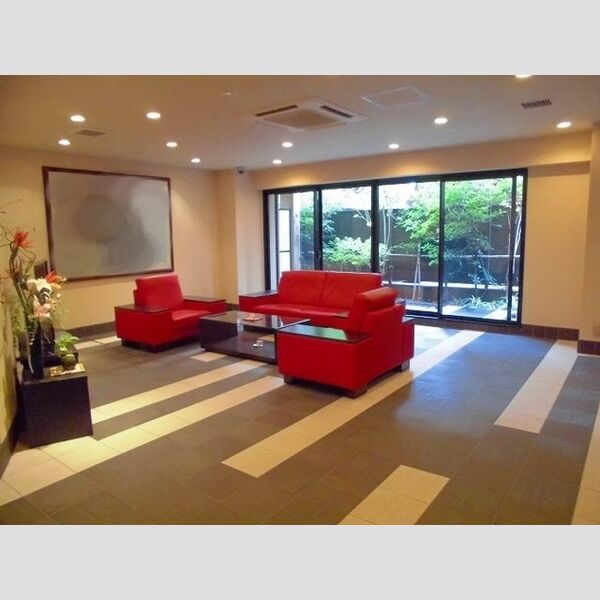 現地周辺 (ロビー)