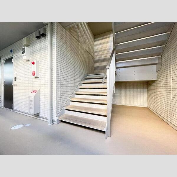 現地周辺 (階段)