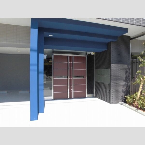 エントランス (エントランス)