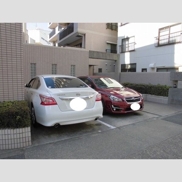 駐車場 (駐車場)