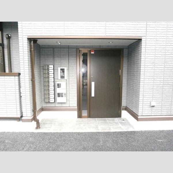 エントランス (エントランス)