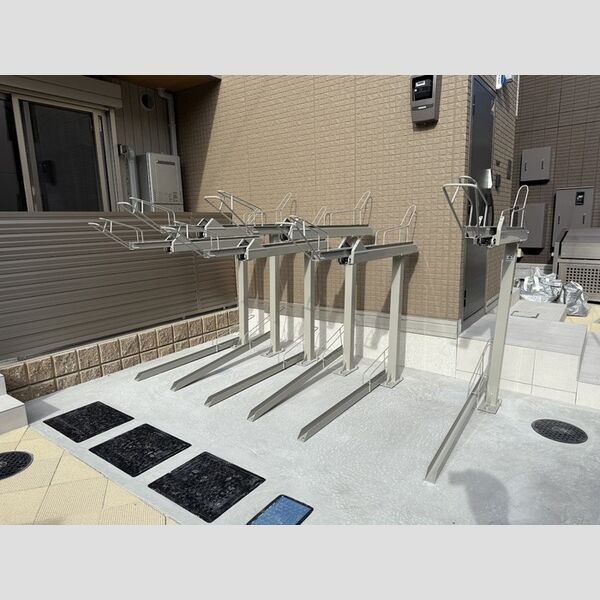 駐車場 (駐輪場)