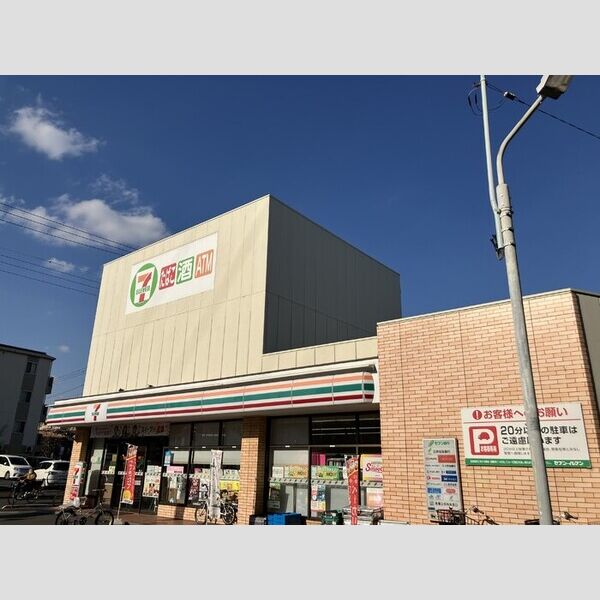 現地周辺 (セブンイレブン葛飾新柴又駅前店　176m)