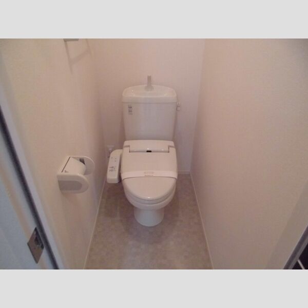 トイレ (温水洗浄暖房便座)