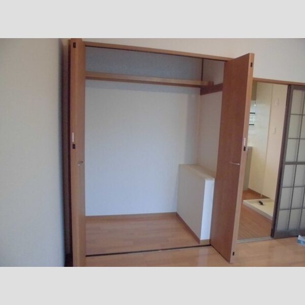収納 (収納)
