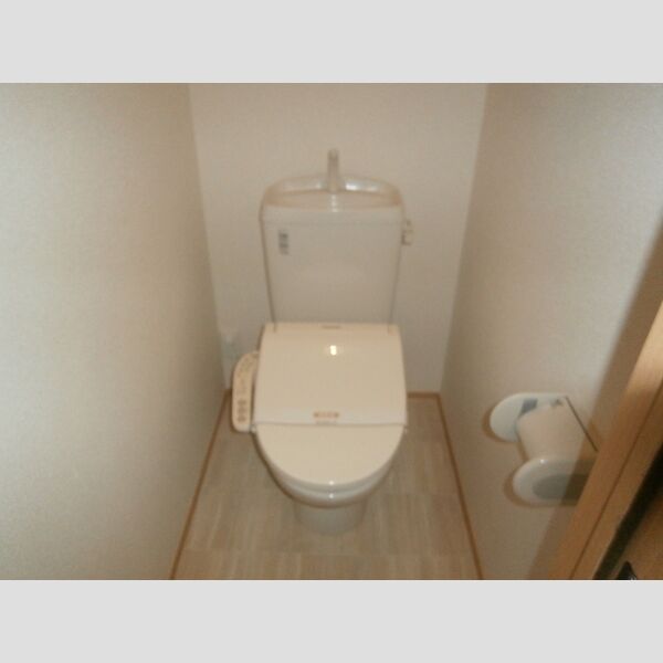 トイレ (温水洗浄暖房便座)