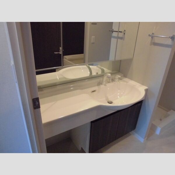 洗面所 (洗面化粧台)