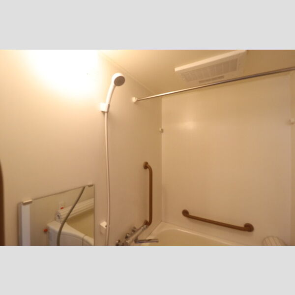 バス (浴室換気乾燥機付きユニットバス)