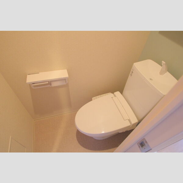 トイレ (温水洗浄暖房便座)