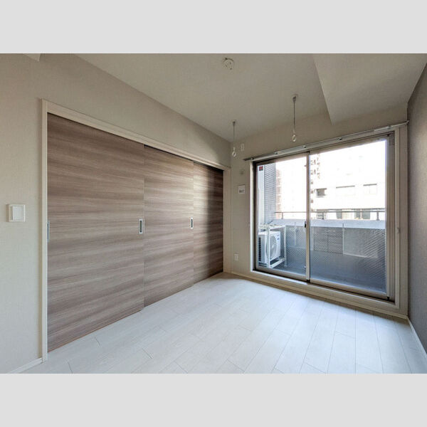 その他 (洋室)