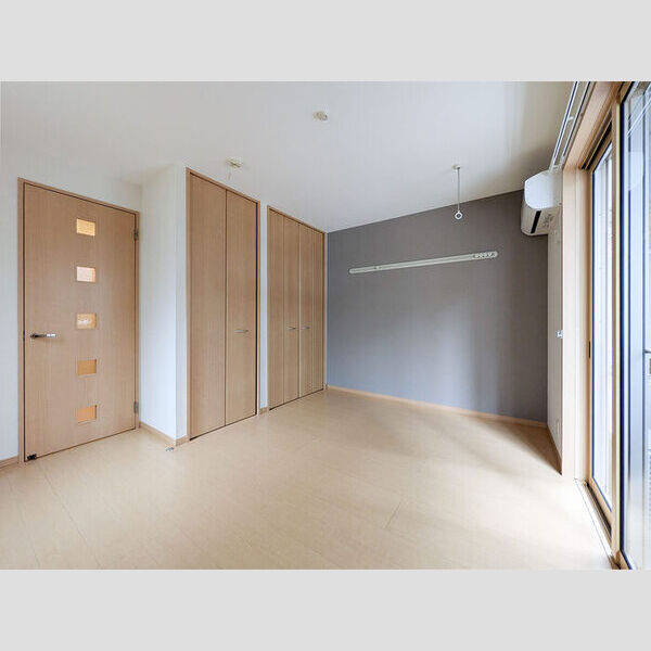 その他 (洋室)