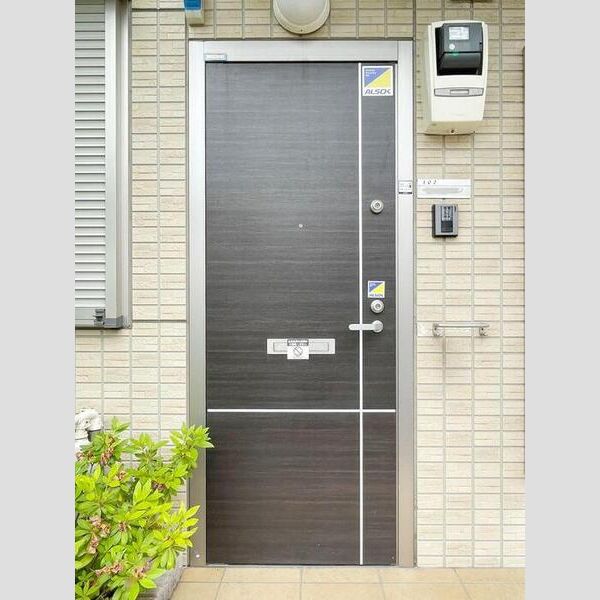 玄関 (玄関ドア)